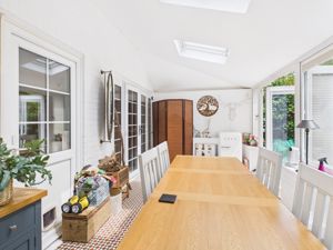 Garden room other way - click for photo gallery